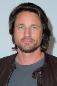 Martin Henderson image 1