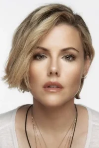 Kathleen Robertson image 1