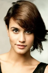 Megan Montaner image 1