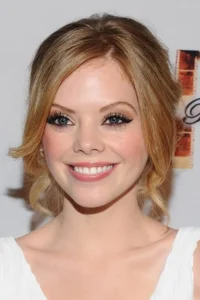 Dreama Walker image 1