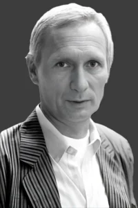 Arthur Brauss image 1