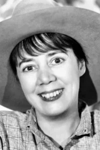 Leila Bennett image 1