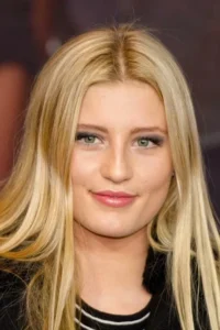 Luna Schweiger image 1