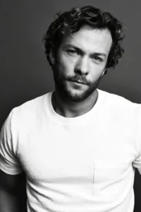 Kyle Schmid image 1