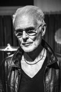 Michael Des Barres image 1