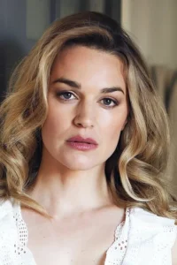 Laura Gordon image 1