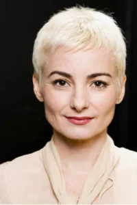 Bronwen Booth image 1