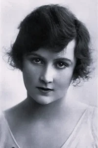 Fay Compton image 1