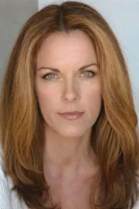 Yvette Nipar image 1