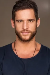 Dan Ewing image 1