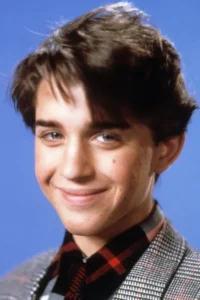 Ilan Mitchell-Smith image 1