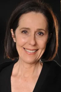 Glynis Davies image 1