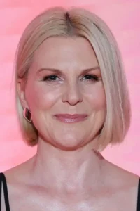 Jennifer Robertson image 1