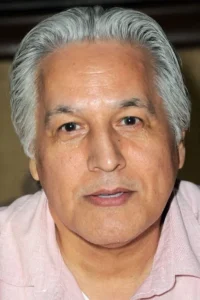 Robert Beltran image 1