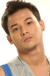 Alwyn Uytingco image 1