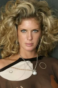 Rachel Hunter image 1