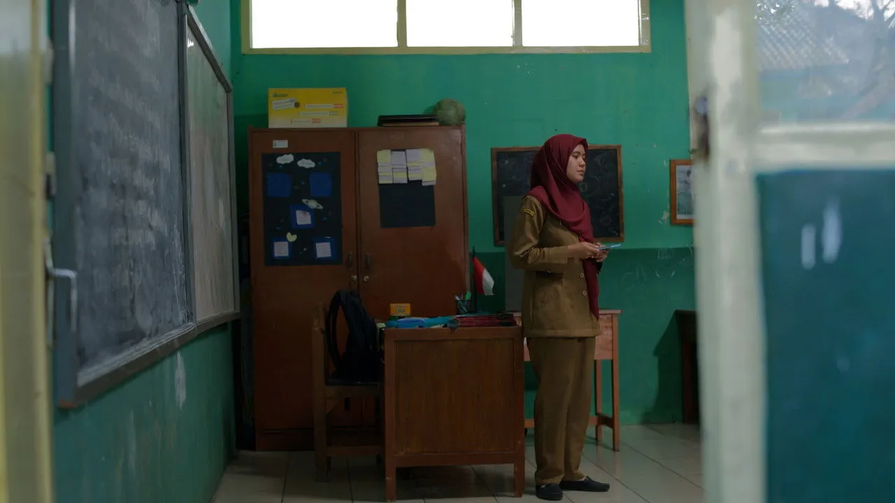 MENCERDASKAN KEHIDUPAN BANGSA