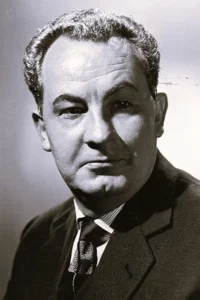 Leo McKern image 1