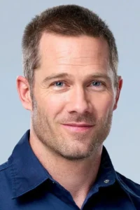 Luke Macfarlane image 1