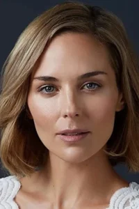 Tanya van Graan image 1