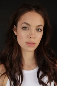 Claudia Sulewski image 1