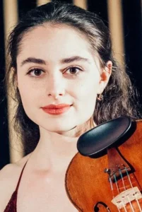 Esther Abrami image 1