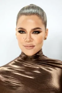 Khloé Kardashian image 1