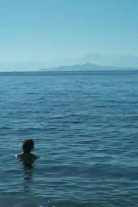 Al otro lado, yo me quedaré aquí siempre