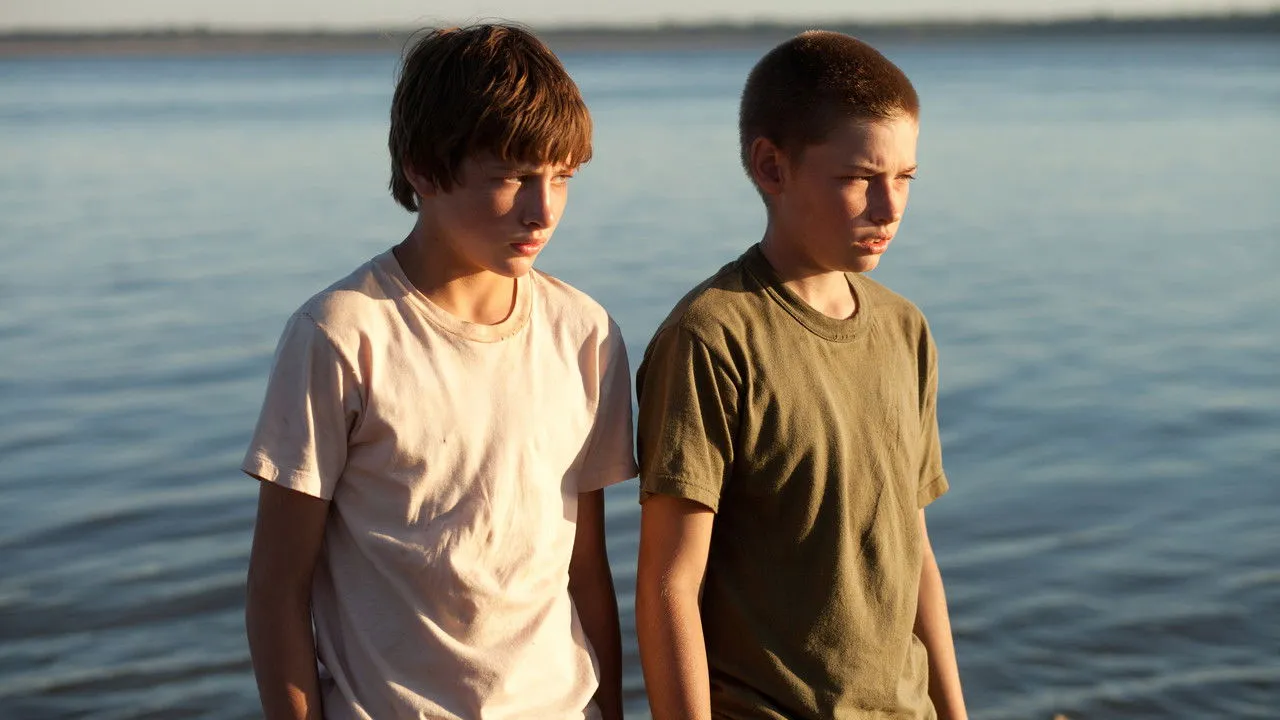 Mud – Sur les rives du Mississippi